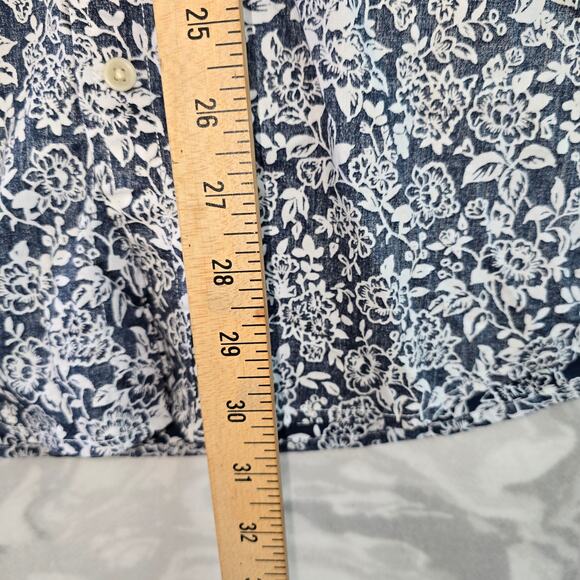 St. John's Bay Mens Blue/White Short Sleeve Button Up Size XL - Picture 9 of 9